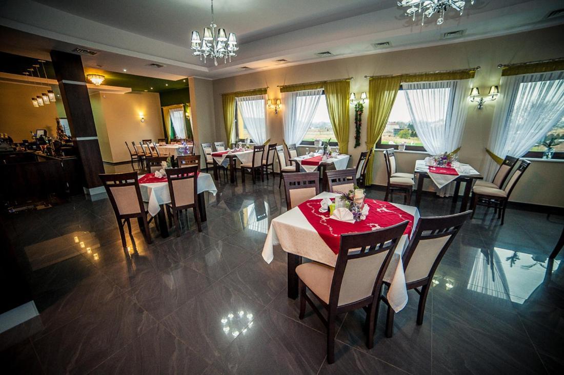 Hotel Ab Tychy Esterno foto