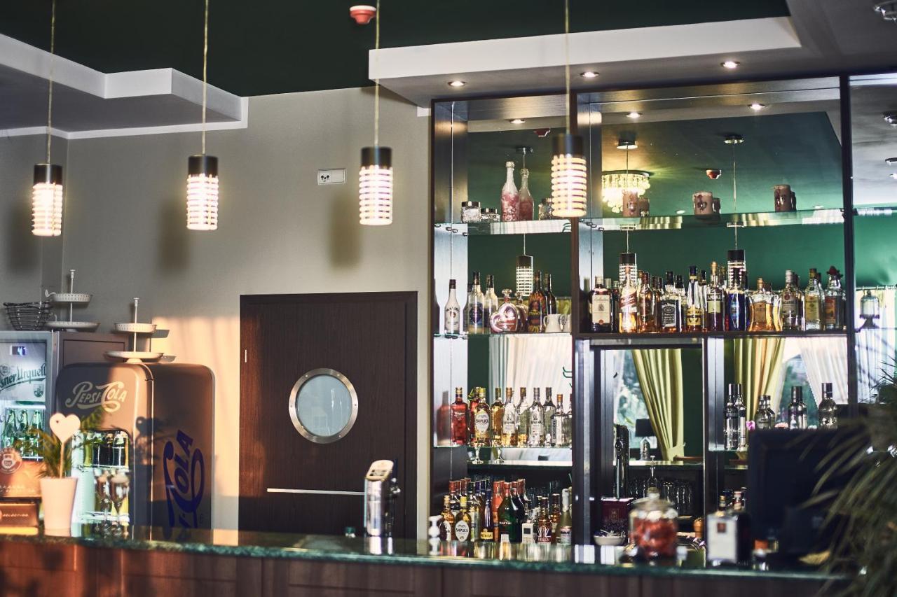 Hotel Ab Tychy Esterno foto