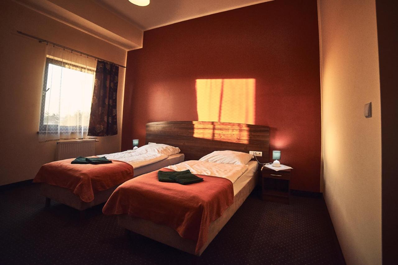 Hotel Ab Tychy Esterno foto