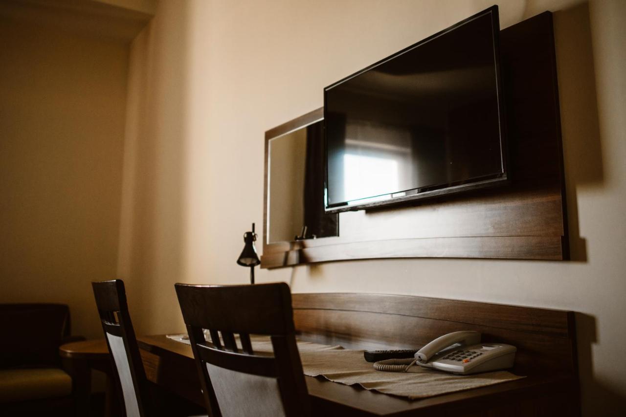 Hotel Ab Tychy Esterno foto