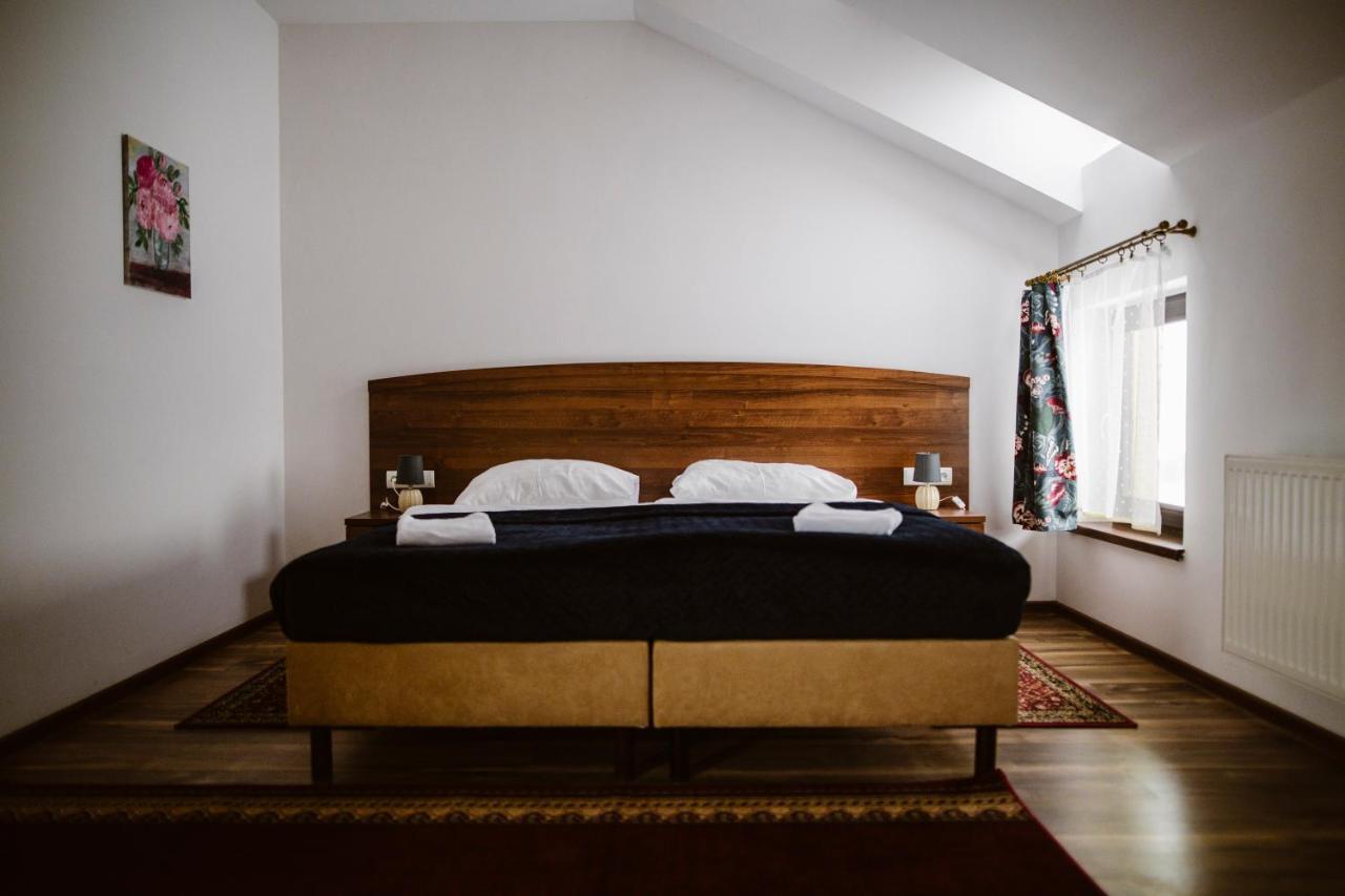 Hotel Ab Tychy Esterno foto
